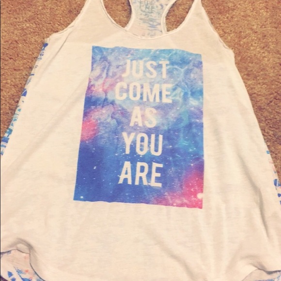 Summer top - Picture 1 of 2